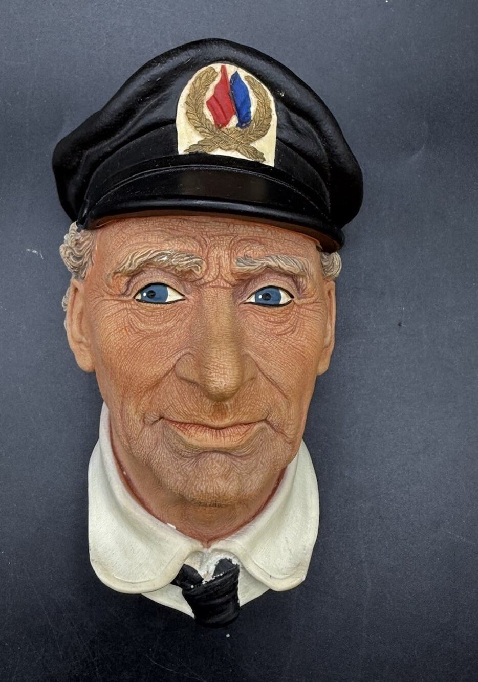 BOSSONS CHALKWARE HEAD Sea Captain 1971 Wall Hanger Hand Painted England -C32